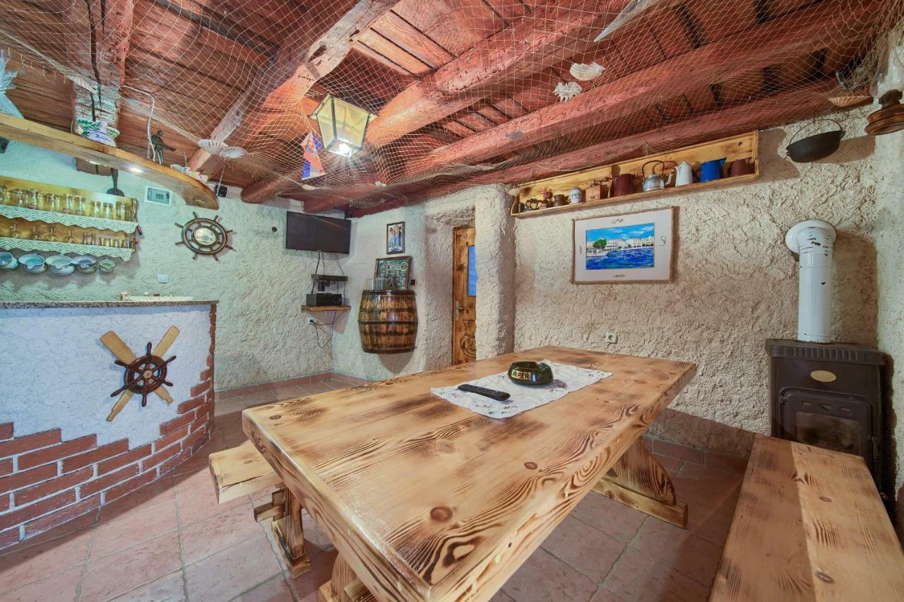 Ivan Porat Apartment Malinska